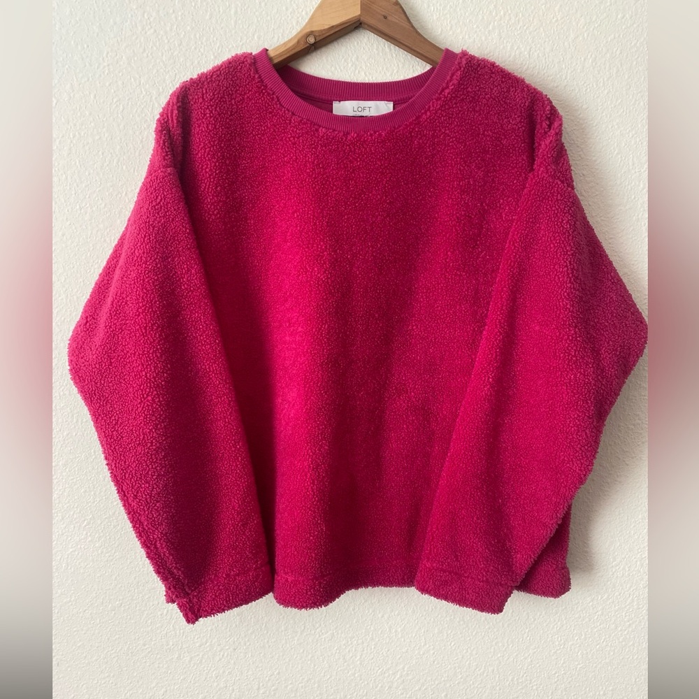 Loft Women’s Fuchsia Pink Crewneck Long  Sleeve Sherpa Sweatshirt Size Medium